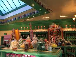 honeydukes candy shop online